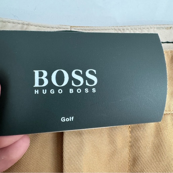 Hugo Boss Roberts Inn Polyester Tan Khaki Mens Pleated Golf Pant Size 40x34 NWD - Picture 4 of 14